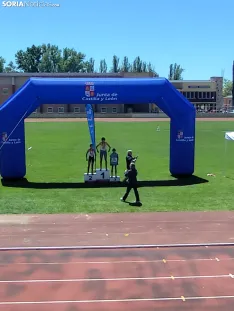 Foto 5 - El atletismo soriano brilla en el Campeonato de Castilla y Le&oacute;n en Edad Escolar