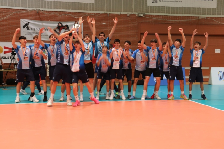 R&iacute;o Duero V&oacute;ley juvenil gana el bronce en el Campeonato de Espa&ntilde;a