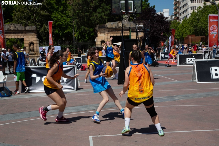 3X3 Basket Tour