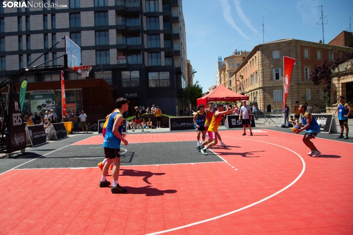 3X3 Basket Tour
