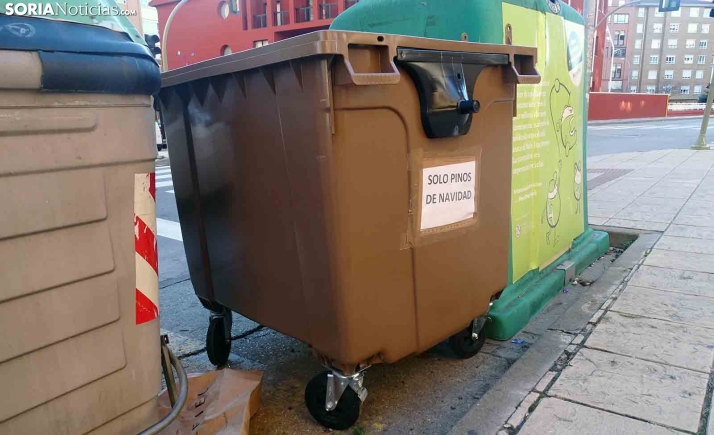 El contenedor marrón llega a la capital para impulsar el reciclaje y según el Ayuntamiento, generará beneficios económicos