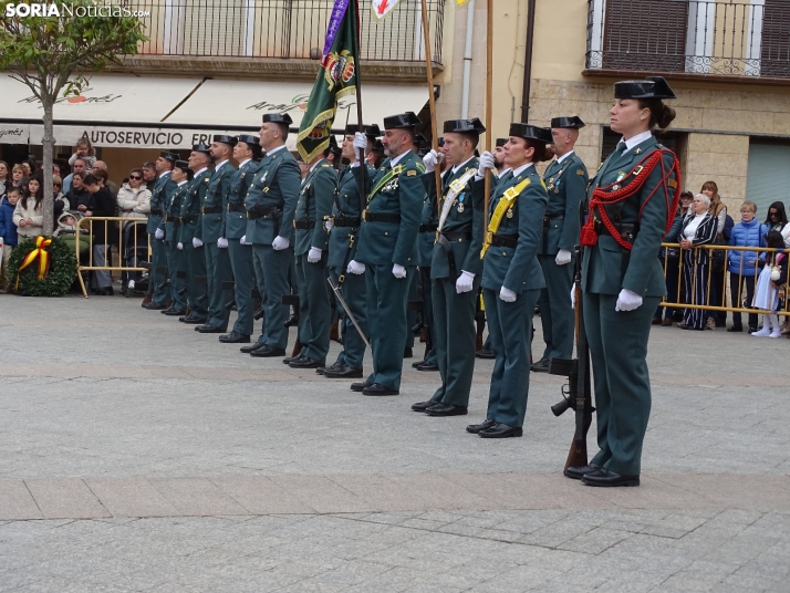 Ágreda rinde tributo a la Guardia Civil por su 182º aniversario: desfile y despliegue aéreo en imágenes
