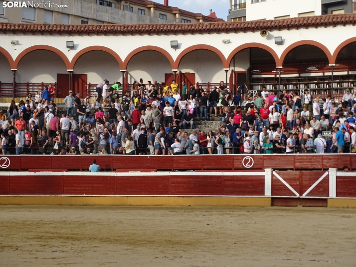 Una imagen de la plaza de toros esta mañana de sábado. /PC