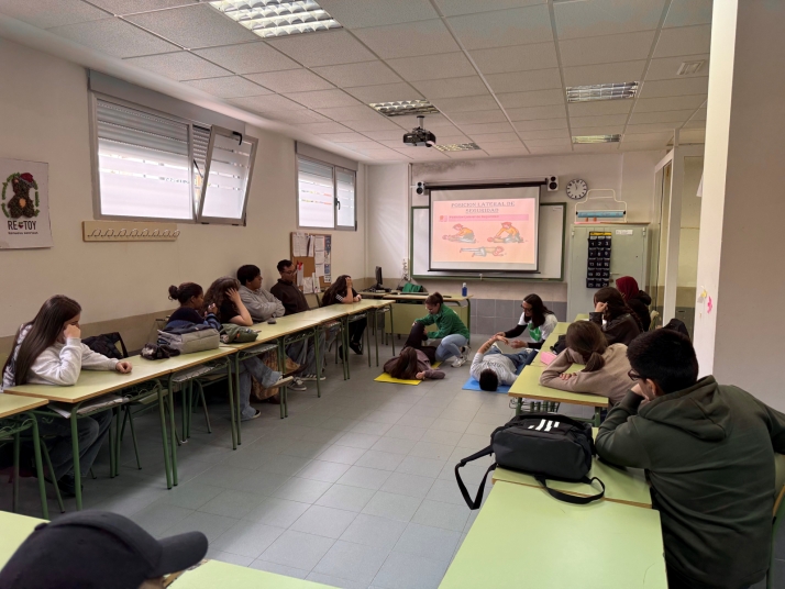 SATSE forma en primeros auxilios a más de 20 alumnos del IES Castilla