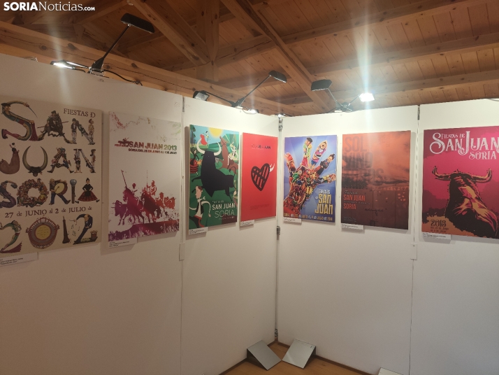 Todos los carteles de San Juan, salvo el de 1960, en una exposici&oacute;n