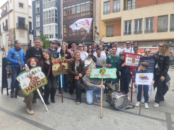 La dulzaina y la percusi&oacute;n, protagonistas absolutos del D&iacute;a del Gaitero, en im&aacute;genes