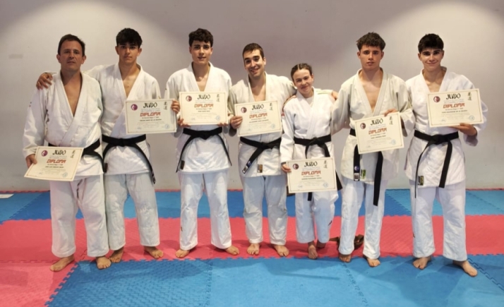 El Judo Club Kodokan de Soria suma ocho nuevos cinturones negros