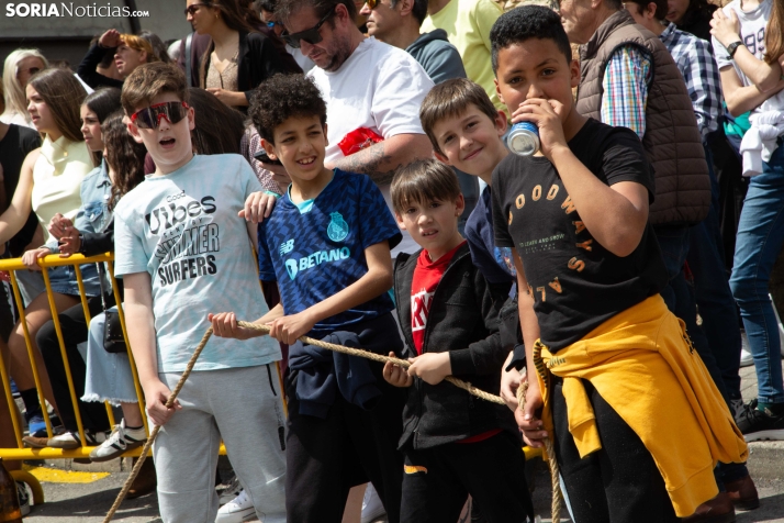 Pingada de Mayo en San Leonardo
