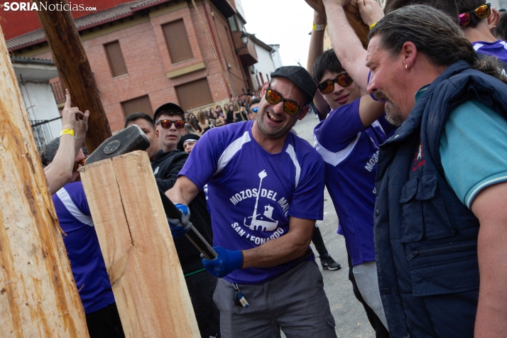 Pingada de Mayo en San Leonardo