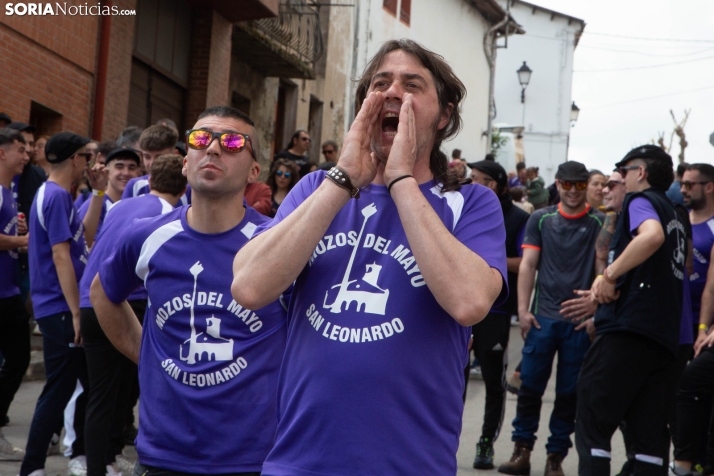 Pingada de Mayo en San Leonardo