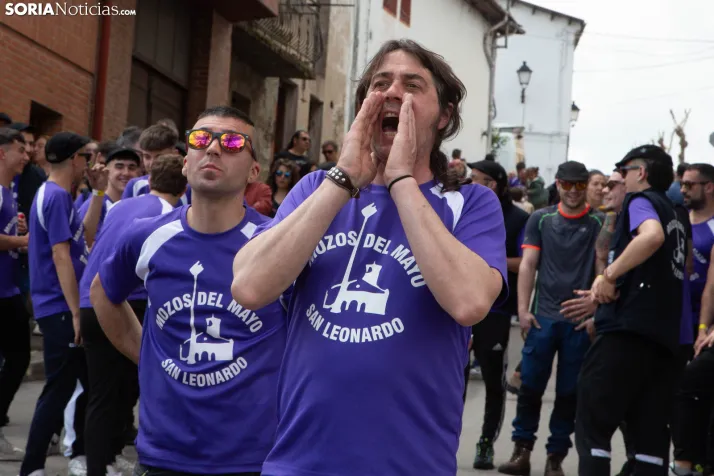 Pingada de Mayo en San Leonardo