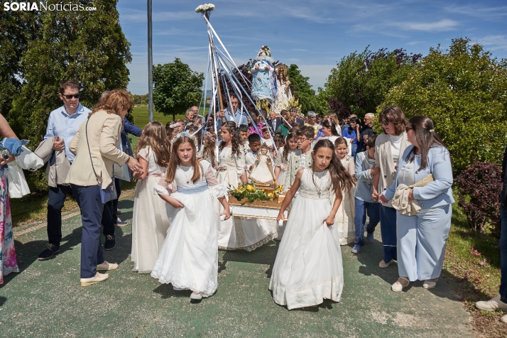 En im&aacute;genes: &Oacute;lvega cumple con la tradici&oacute;n y celebra la romer&iacute;a de la Virgen de O