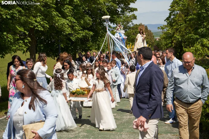 En im&aacute;genes: &Oacute;lvega cumple con la tradici&oacute;n y celebra la romer&iacute;a de la Virgen de O