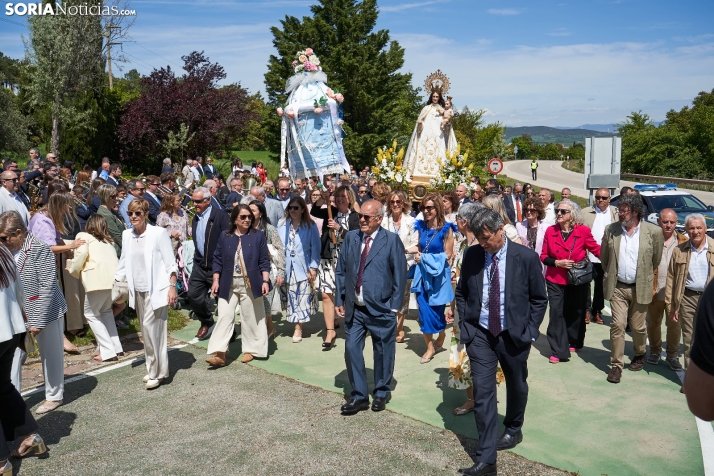 En im&aacute;genes: &Oacute;lvega cumple con la tradici&oacute;n y celebra la romer&iacute;a de la Virgen de O