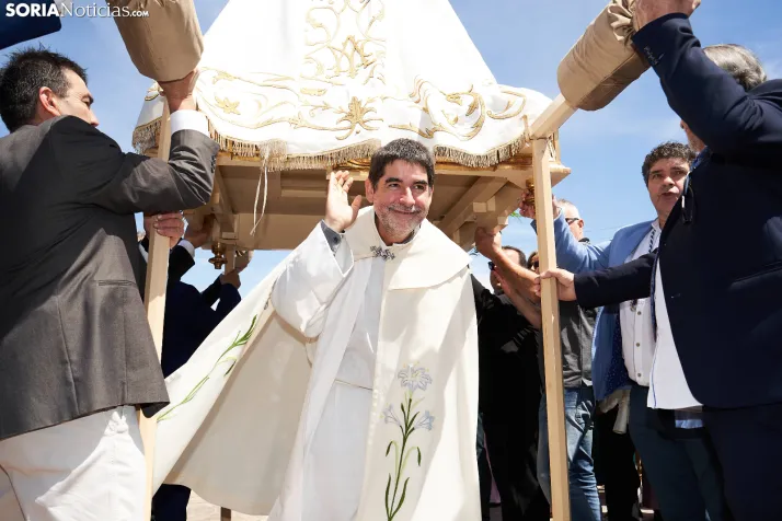 En im&aacute;genes: &Oacute;lvega cumple con la tradici&oacute;n y celebra la romer&iacute;a de la Virgen de O