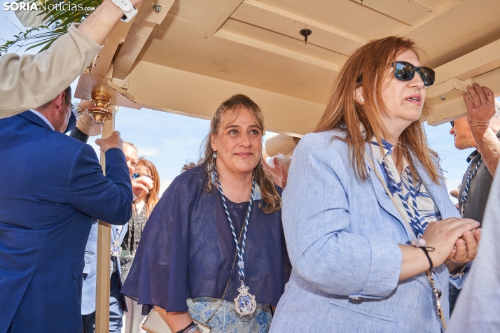 En im&aacute;genes: &Oacute;lvega cumple con la tradici&oacute;n y celebra la romer&iacute;a de la Virgen de O