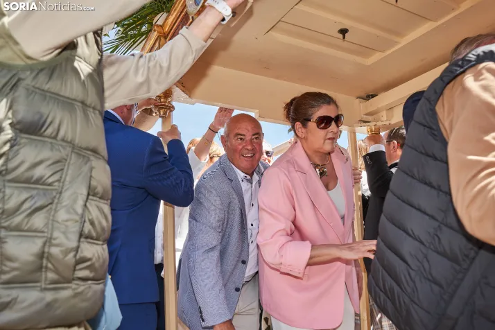 En im&aacute;genes: &Oacute;lvega cumple con la tradici&oacute;n y celebra la romer&iacute;a de la Virgen de O
