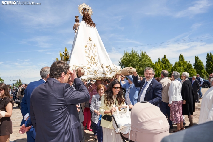 En im&aacute;genes: &Oacute;lvega cumple con la tradici&oacute;n y celebra la romer&iacute;a de la Virgen de O