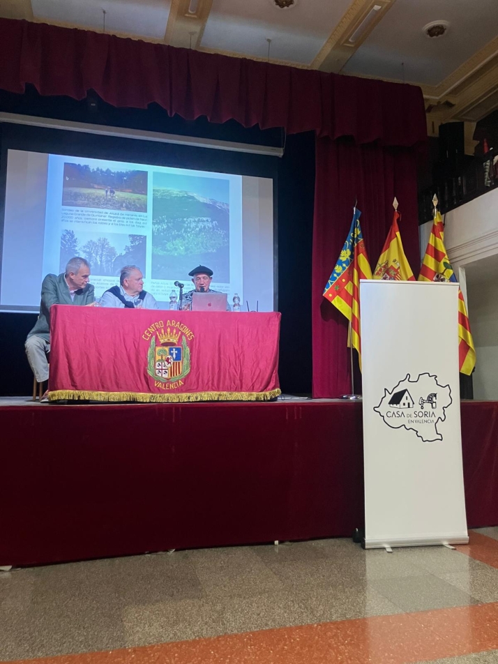 En im&aacute;genes: Valencia vuelve a salir en defensa de la Serrana Negra soriana con unas jornadas gastron&o