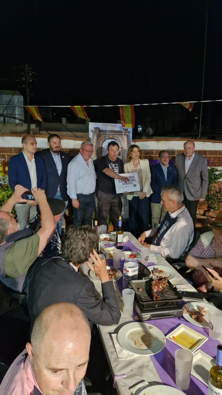En im&aacute;genes: Valencia vuelve a salir en defensa de la Serrana Negra soriana con unas jornadas gastron&o