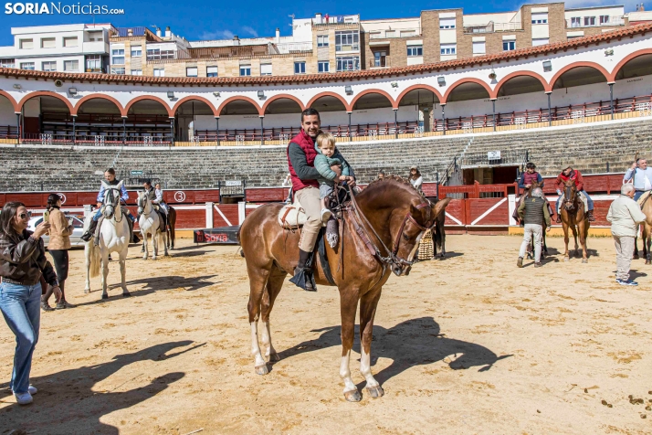 Romería Ecuestre Soria-Valonsadero./ Viksar Fotografía