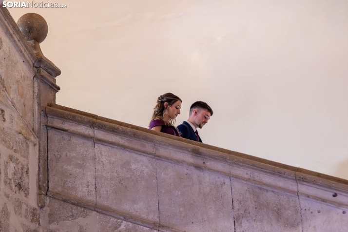 Reina y damas Los Milagros 2026./ Viksar Fotografía