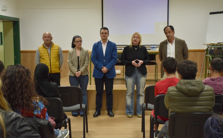 El IES La Rambla de San Esteban de Gormaz clausura el programa educativo sobre víctimas del terrorismo