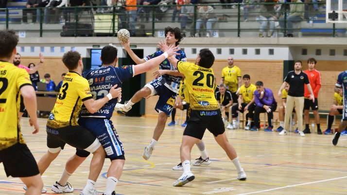 El Balonmano Soria se despide de la División Plata por todo lo alto (38-29)