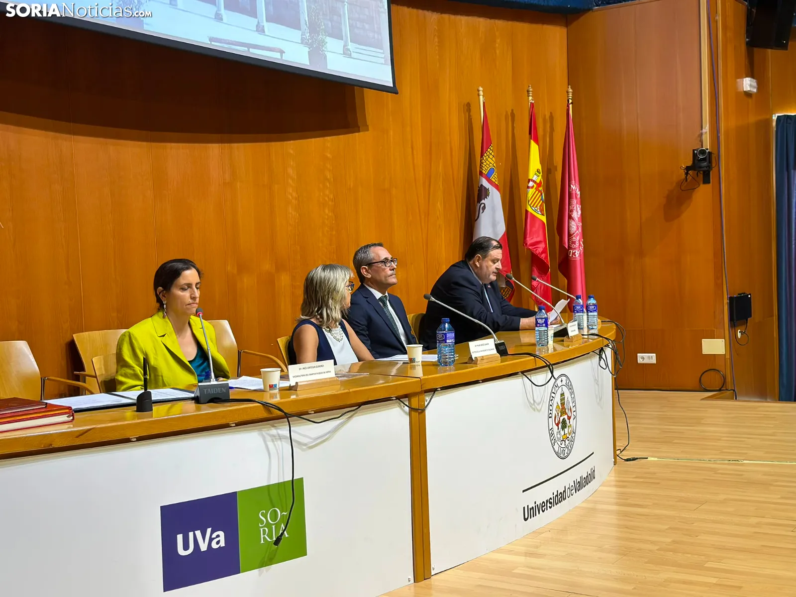 Foto 2 - La toma de posesi&oacute;n de la vicerrectora confirma que la vivienda "es un freno para el desarrollo acad&eacute;mico"