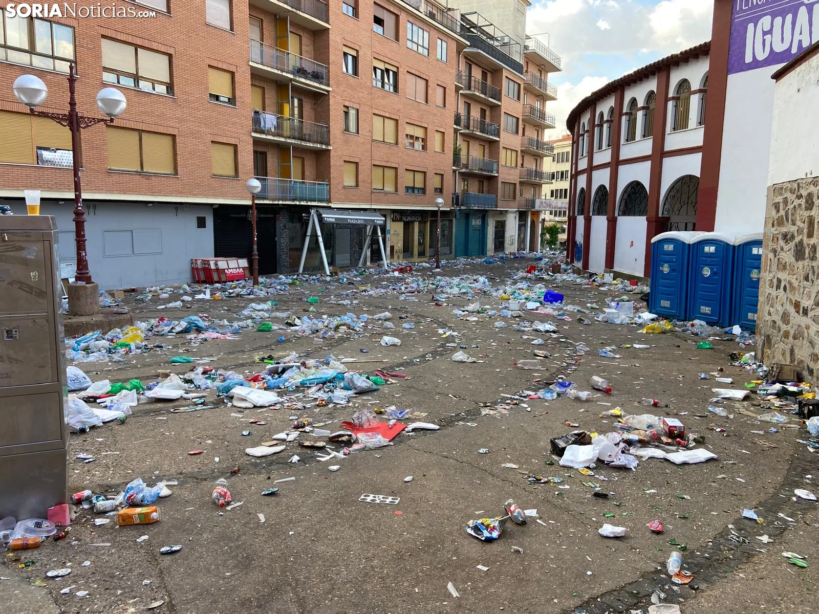 Foto 2 - Otro a&ntilde;o m&aacute;s, el Viernes de Toros deja estas im&aacute;genes en la capital