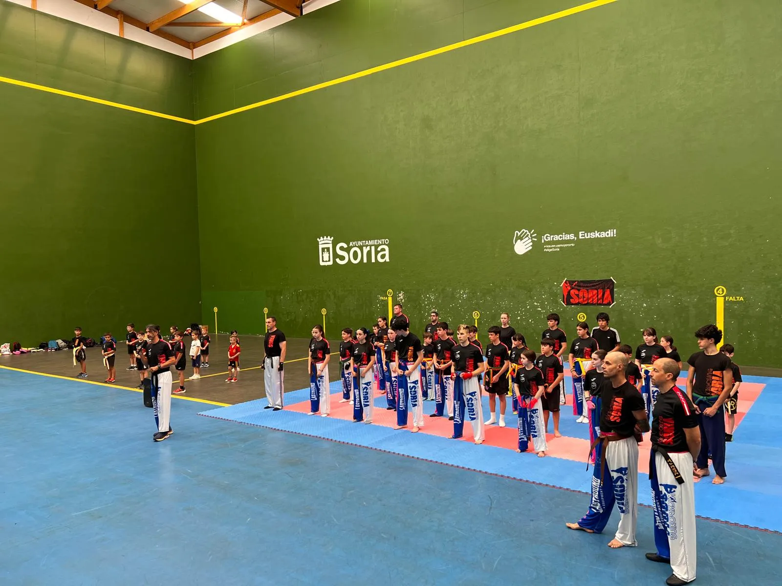 Foto 7 - Los impagos municipales obligan al Kickboxing Soria a reestructurar su escuela