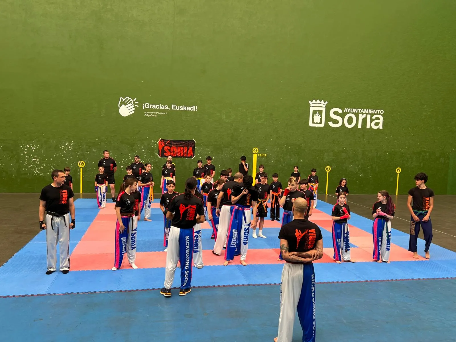 Foto 9 - Los impagos municipales obligan al Kickboxing Soria a reestructurar su escuela