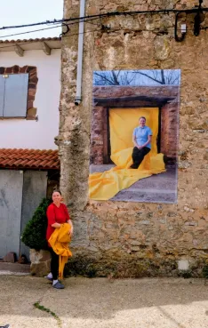 Foto 13 - Berat&oacute;n se convierte en un museo al aire libre para homenajear a sus mujeres rurales
