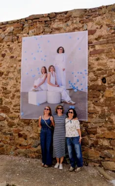 Foto 14 - Berat&oacute;n se convierte en un museo al aire libre para homenajear a sus mujeres rurales