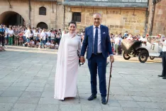 Foto 5 - Del rosa champ&aacute;n al rojo sanjuanero: las juradas convierten la alfombra roja en la primera pasarela de las fiestas