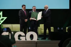 Foto 3 - Anselmo Garc&iacute;a se jubila a los 80 a&ntilde;os pensando en la IA y la innovaci&oacute;n como el futuro de &lsquo;su&rsquo; campo