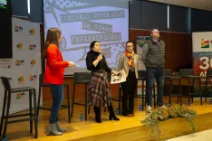 Foto 6 - M&aacute;s de 500 alumnos de San Esteban y El Burgo cierran el curso del programa emprendedor de Tierras del Cid