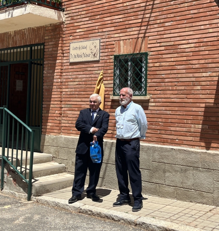 Treinta y nueve años de dedicación médica: Retortillo de Soria despide con honores a su doctor