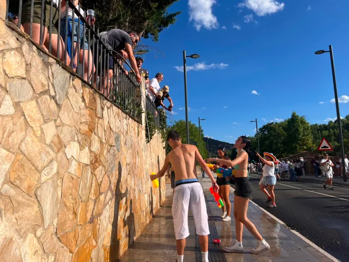 GALER&Iacute;A | La pradera en el Lunes de Bailas (II)
