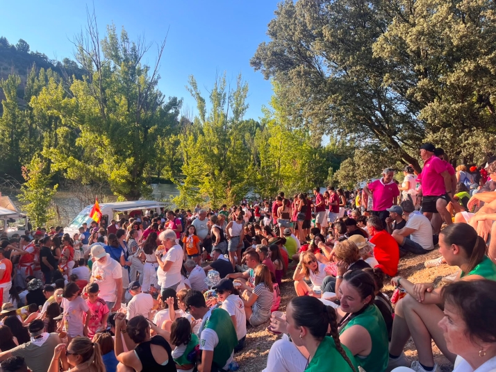 GALER&Iacute;A | La pradera en el Lunes de Bailas (II)