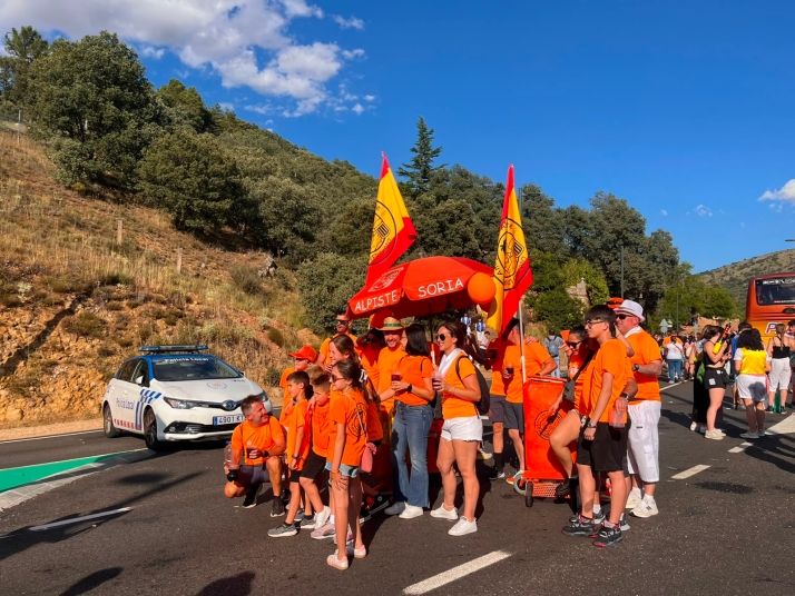 GALER&Iacute;A | La pradera en el Lunes de Bailas (II)
