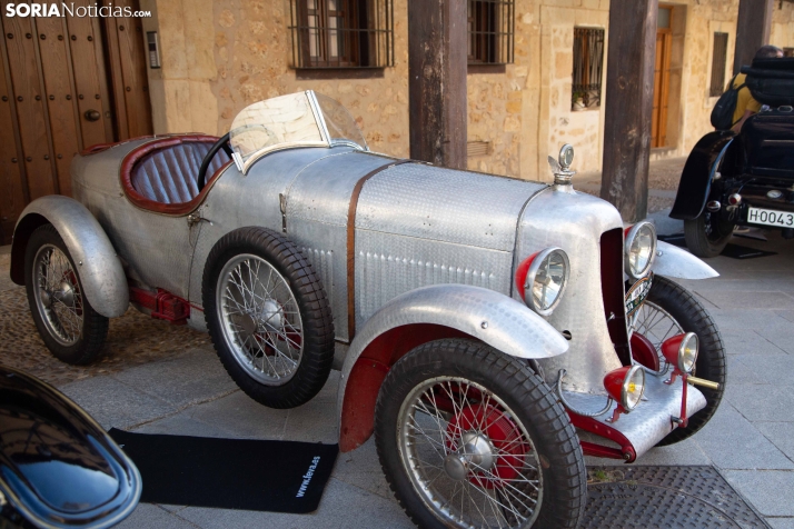 Coches antiguos El Burgo