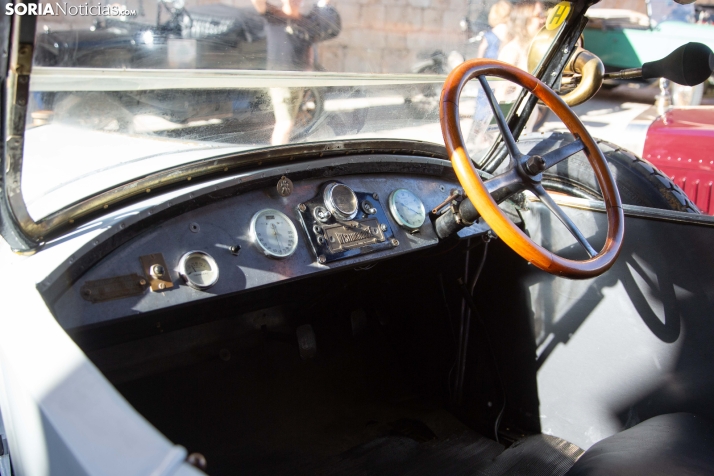 Coches antiguos El Burgo
