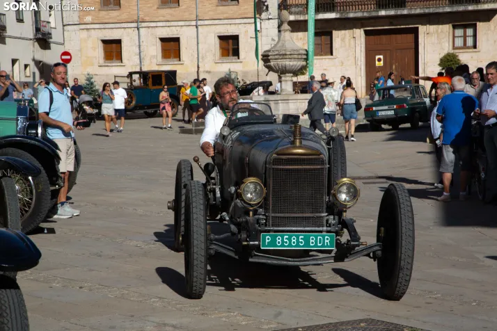 Coches antiguos El Burgo