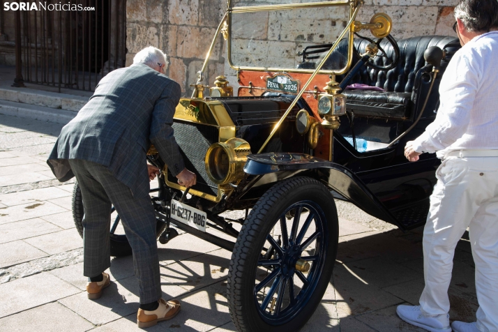 Coches antiguos El Burgo