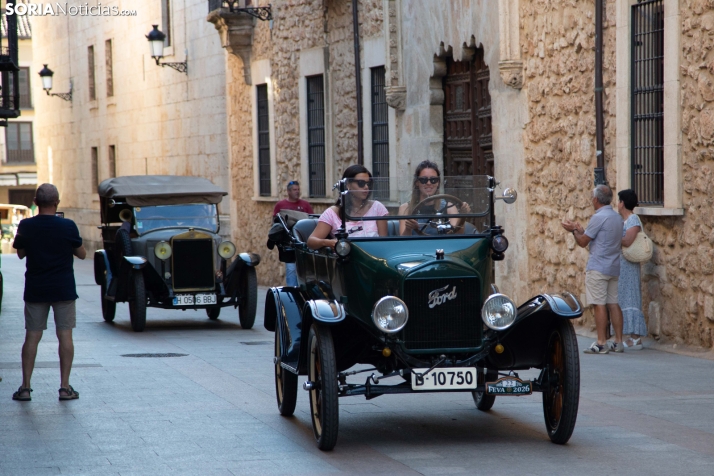 Coches antiguos El Burgo