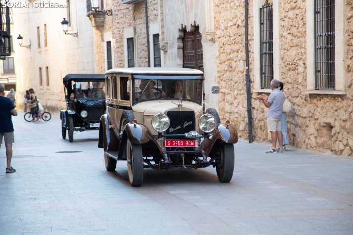 Coches antiguos El Burgo