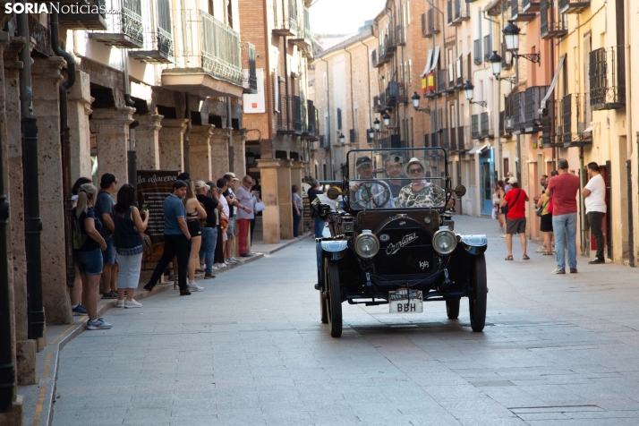 Coches antiguos El Burgo
