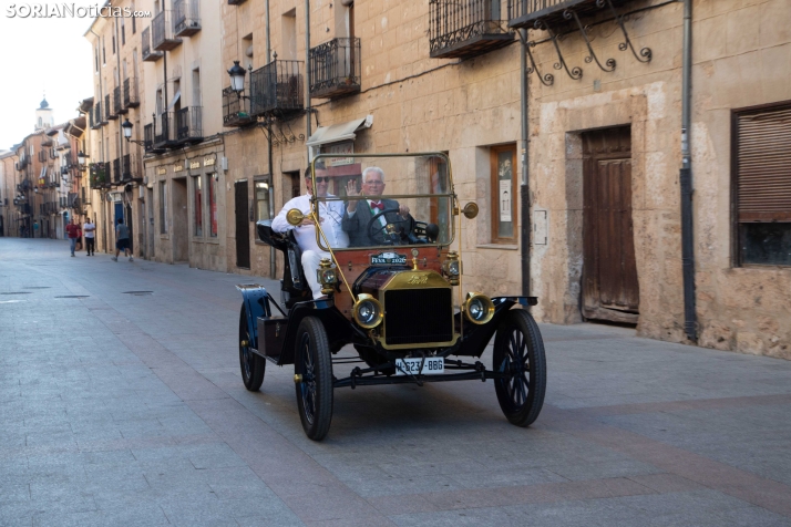 Coches antiguos El Burgo