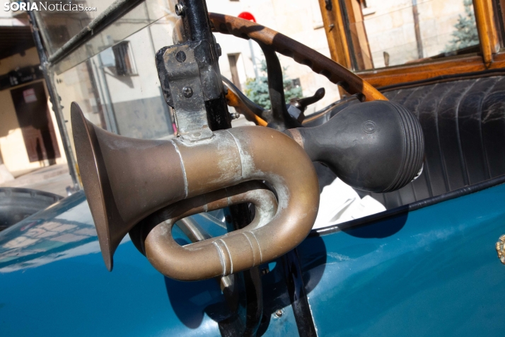 Coches antiguos El Burgo